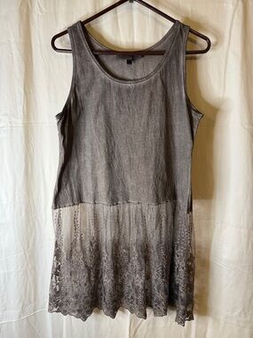 Pretty Angel  Sleeveless Lace-Hem Tunic